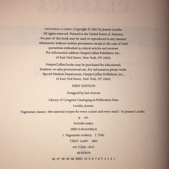 2001 1st Edition Vegetarian Classics by Jeanne Lemlin - Picture 6 of 10